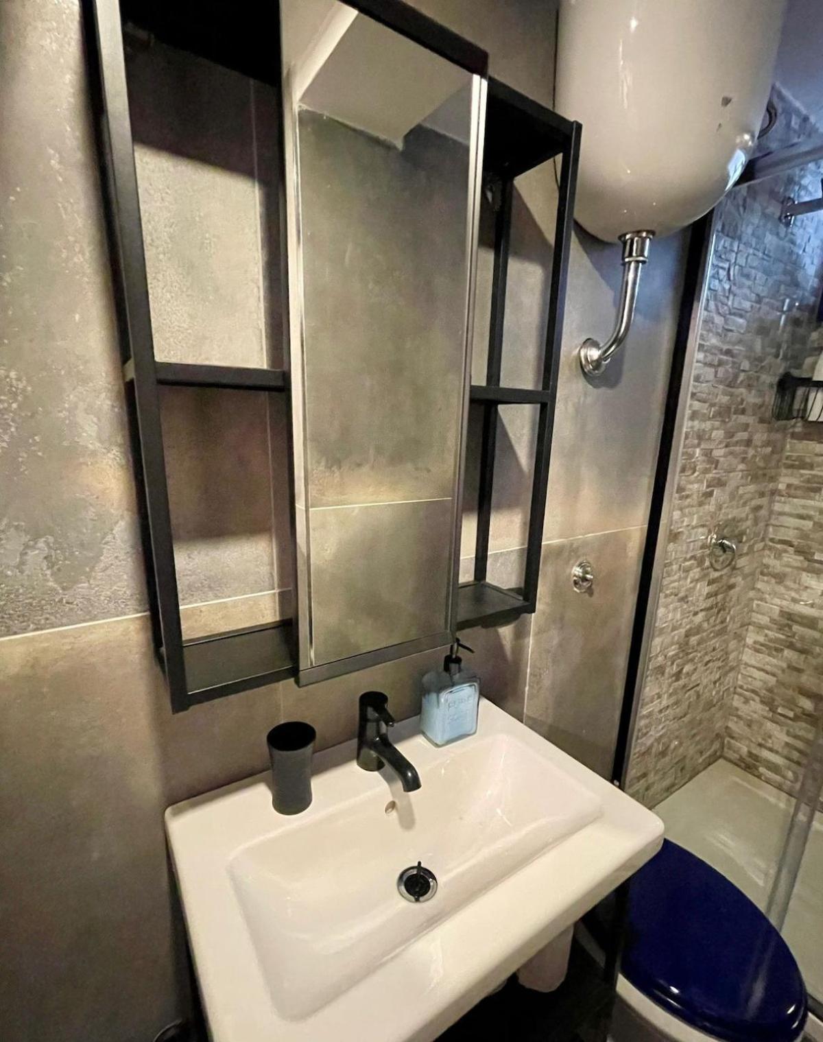San Gennaro Alla Sanita, In Apartment *